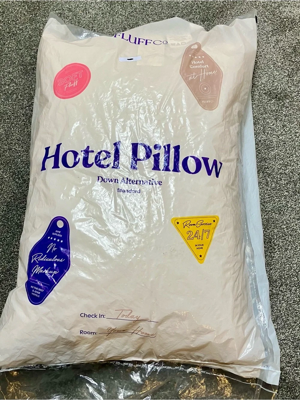 NEW FluffCo White Hotel Down Alternative Soft Bed Pillow Standard Size